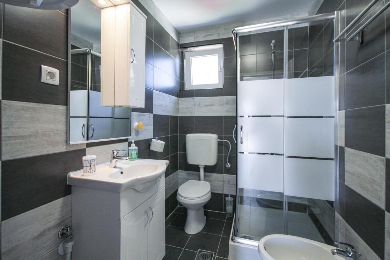 Apartment Tosca With Parking Rovinj Exterior foto