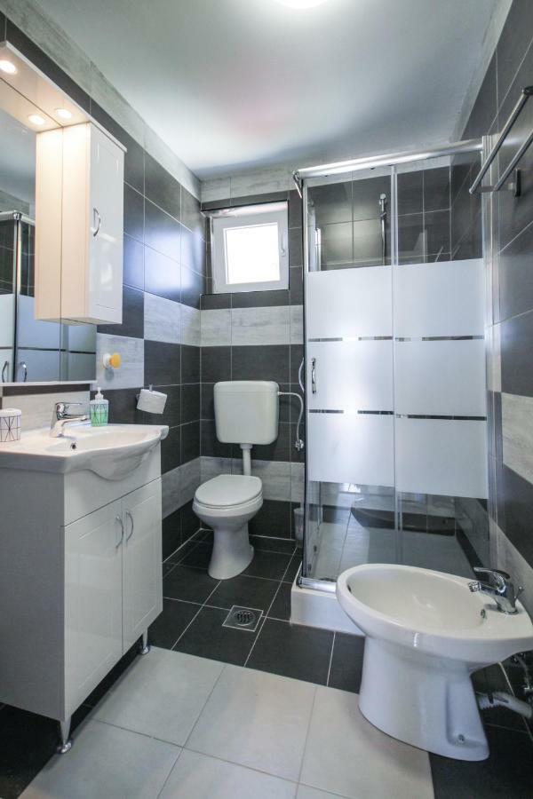 Apartment Tosca With Parking Rovinj Exterior foto