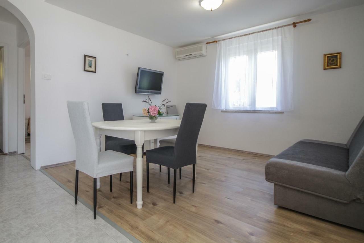 Apartment Tosca With Parking Rovinj Exterior foto